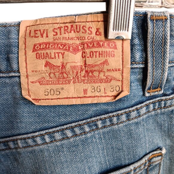 36x30 Levis 505 Regular Fit Blue Denim Jeans Distressed Paint Splatter Y2K - Picture 7 of 10